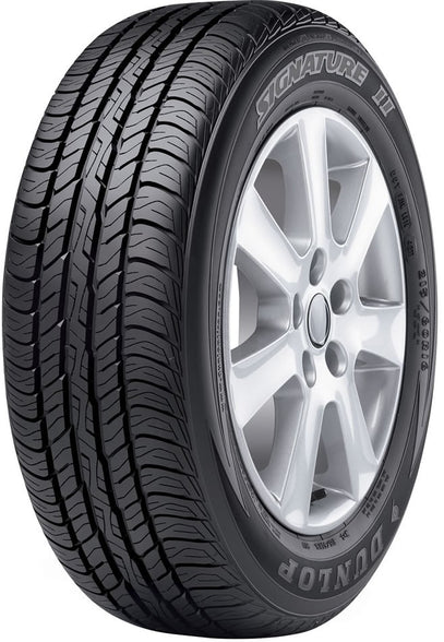 Dunlop Signature II Tire 215/60R17 96T